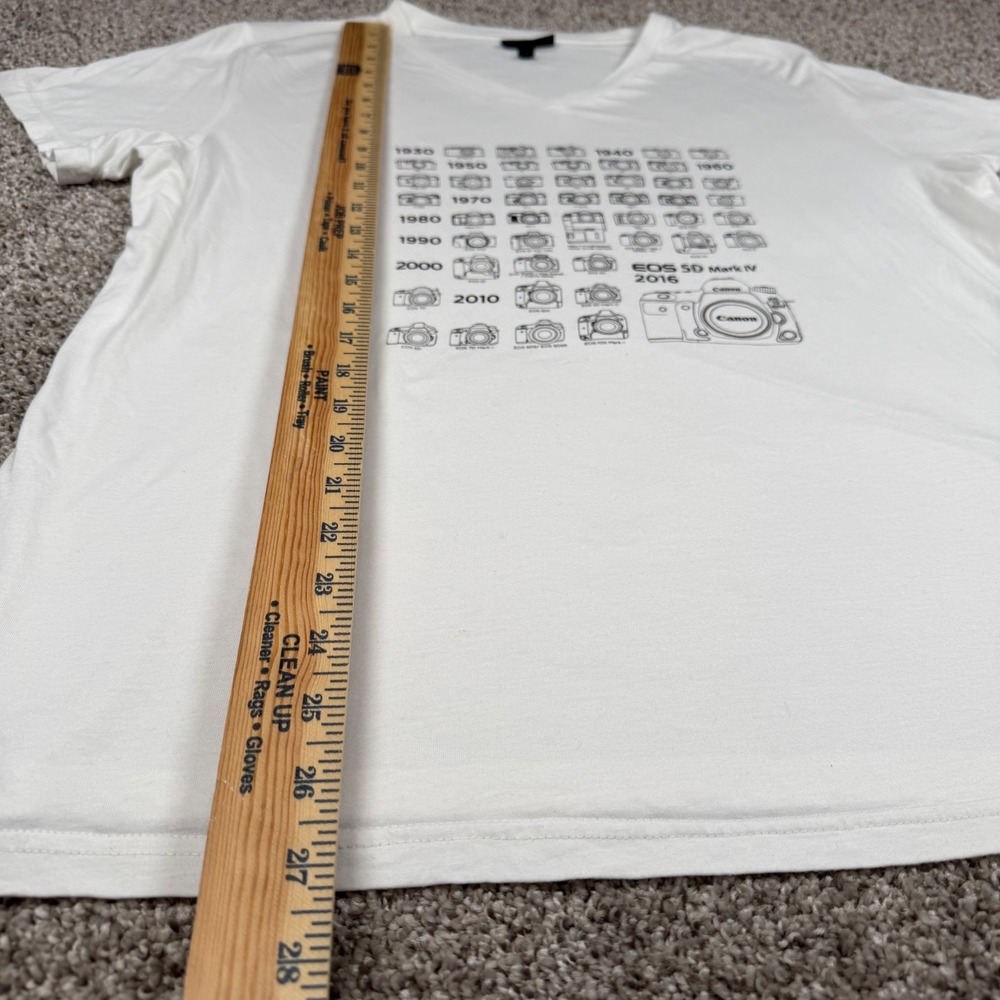 Canon Camera Evolution Timeline Graphic V-Neck T-Shirt White XXL EOS 5D Mark IV - Picture 5 of 7